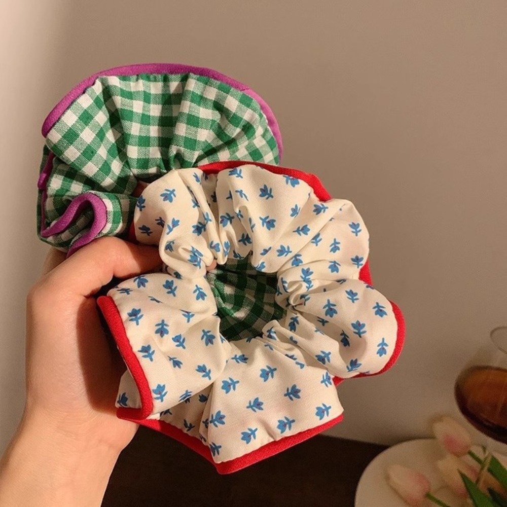 Leatherwork Pony - 1/2 Buah Rambut Bunga Kecil Segar
