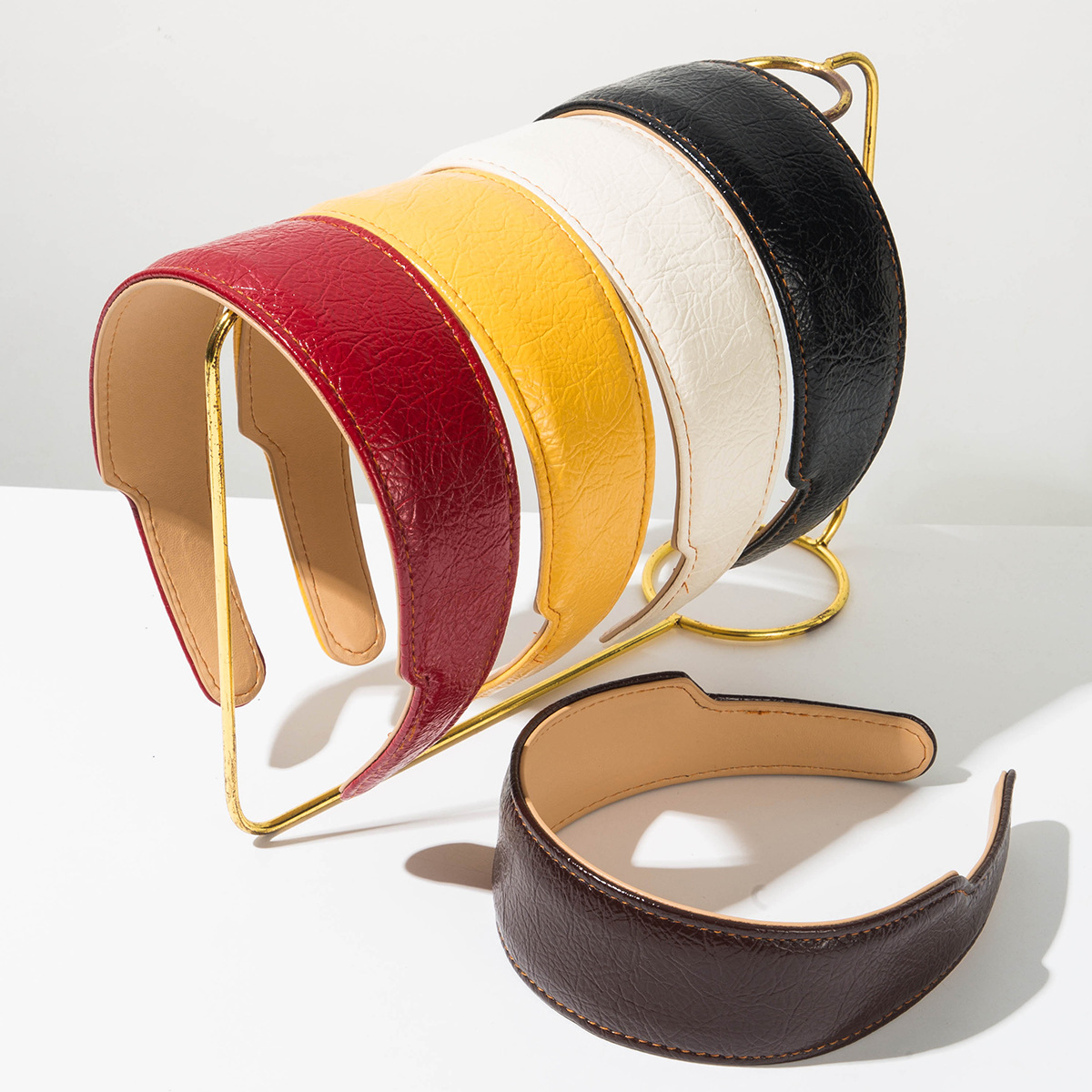 Leatherwork Pony - Ikat Rambut Kulit Gaya Korea Elegan