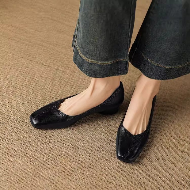 Sepatu Flat Hak Tebal Berujung - Leather Work Outfit ulasan dan harga